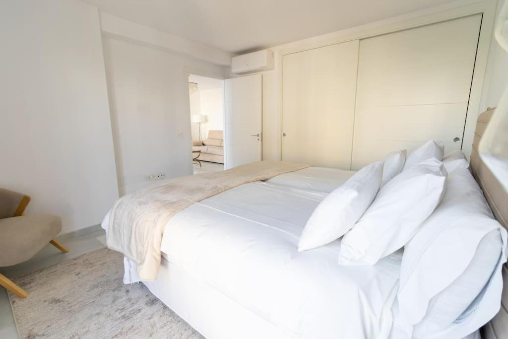 Polo Apartaments 5E Jacaranda Marbella Exteriör bild