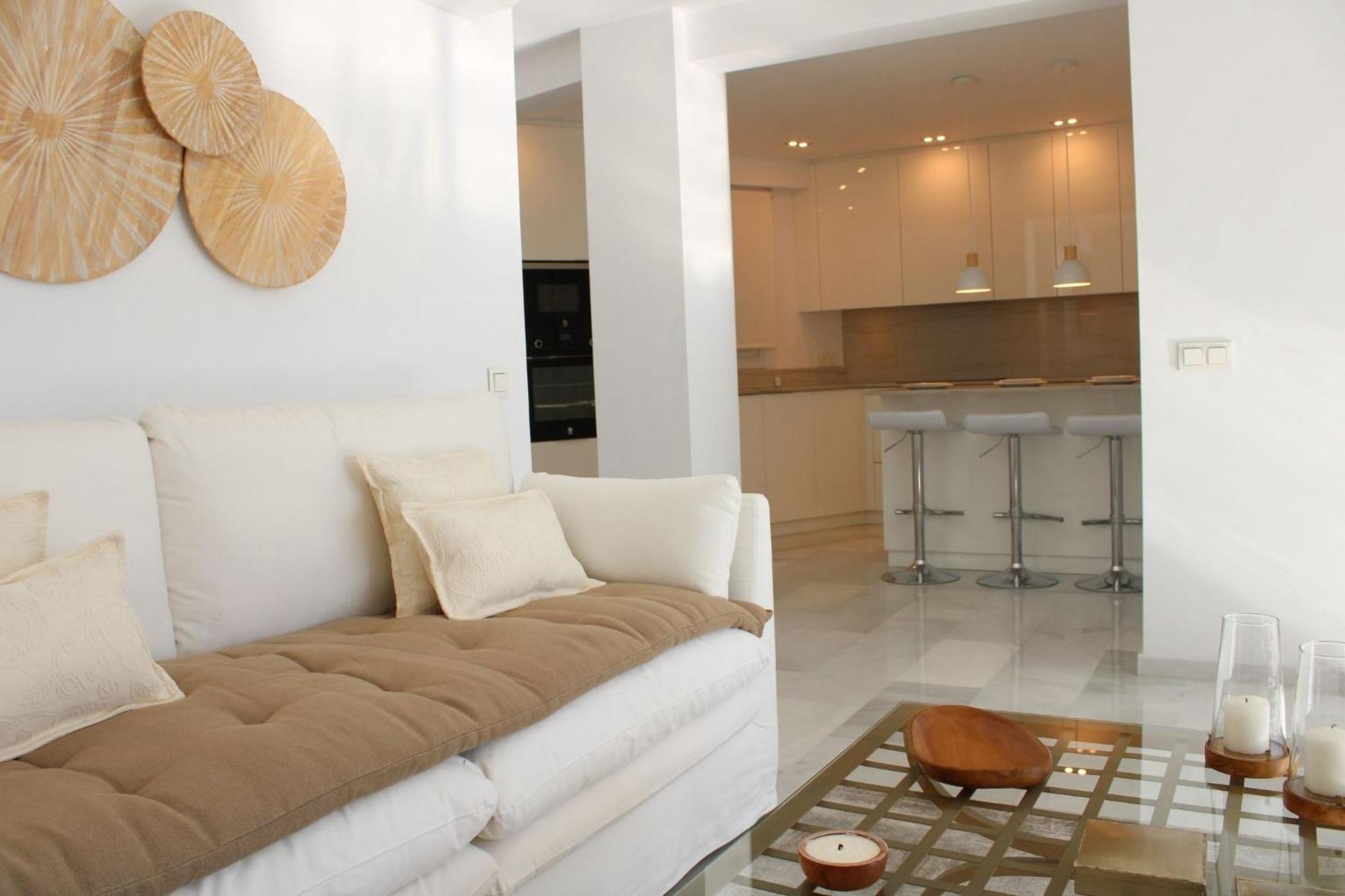 Polo Apartaments 5E Jacaranda Marbella Exteriör bild